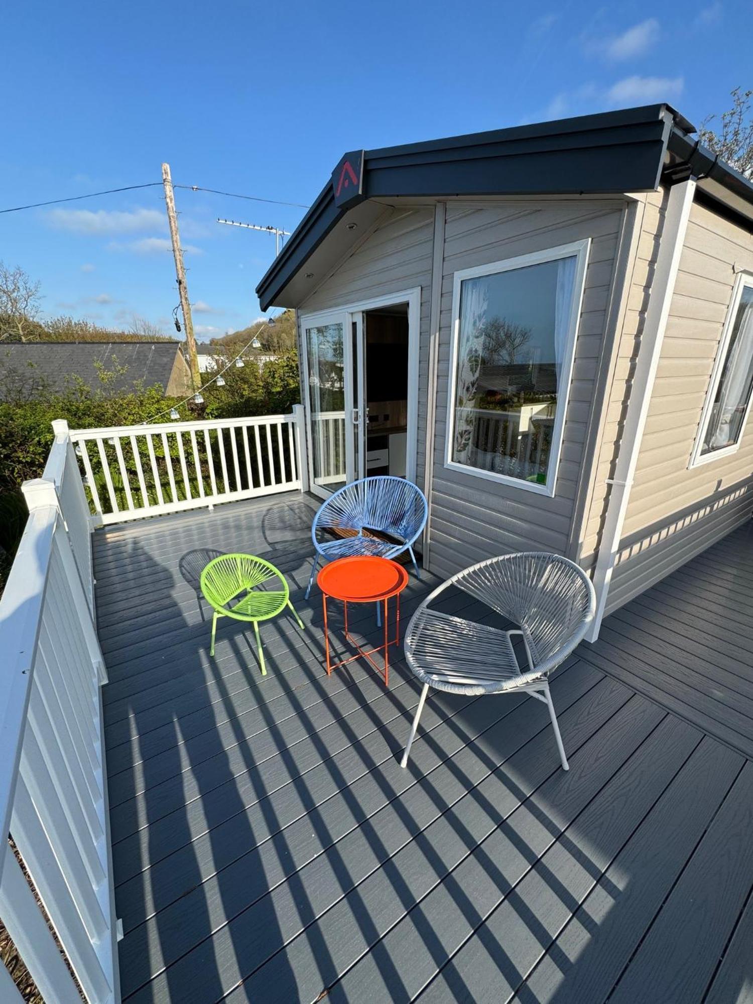 Sea La Vie Lodge New Quay  Exterior foto